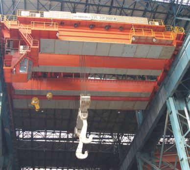 Casting Overhead Crane Dengan Cangkuk Double